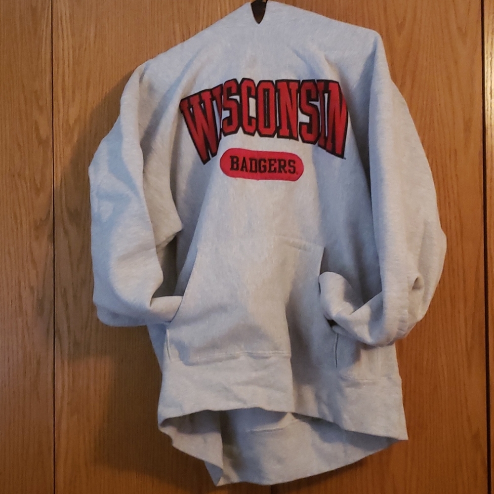 Vintage Wisconsin badgers sweatshirt